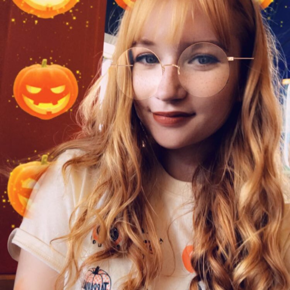 Meet your Posher, Amelia